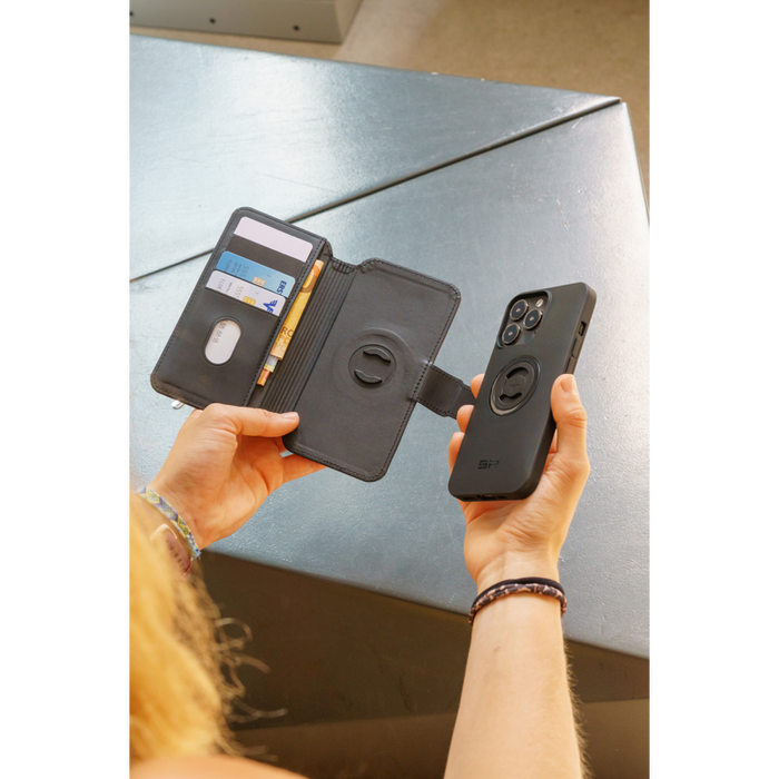 MAGNETIC FLIP COVER M